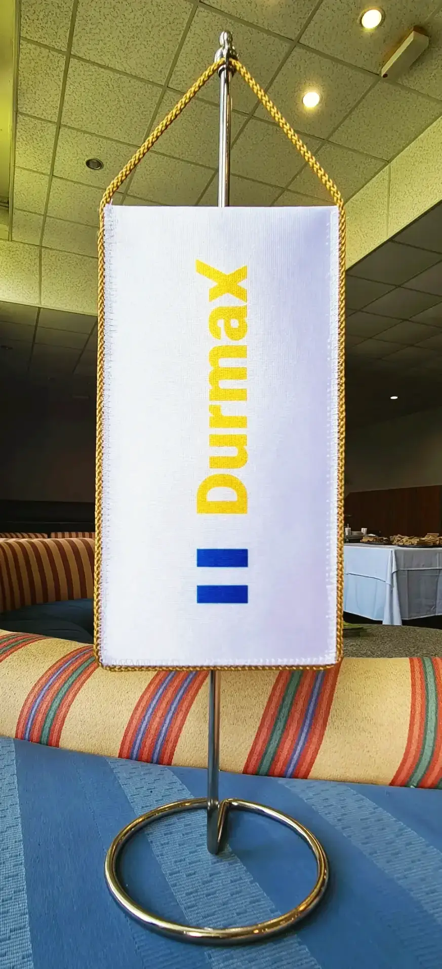 91. Stolna zastavica Durmax (Inoxaur Table)